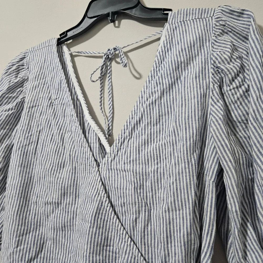 Abercrombie & Fitch Blue White Striped Wrap Puff Sleeve Smocked Back Blouse L‎